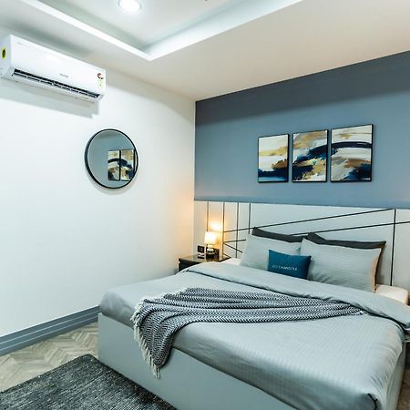 Bedchambers Luxury Apartment Near Golf Course Road Gurgaon Luaran gambar