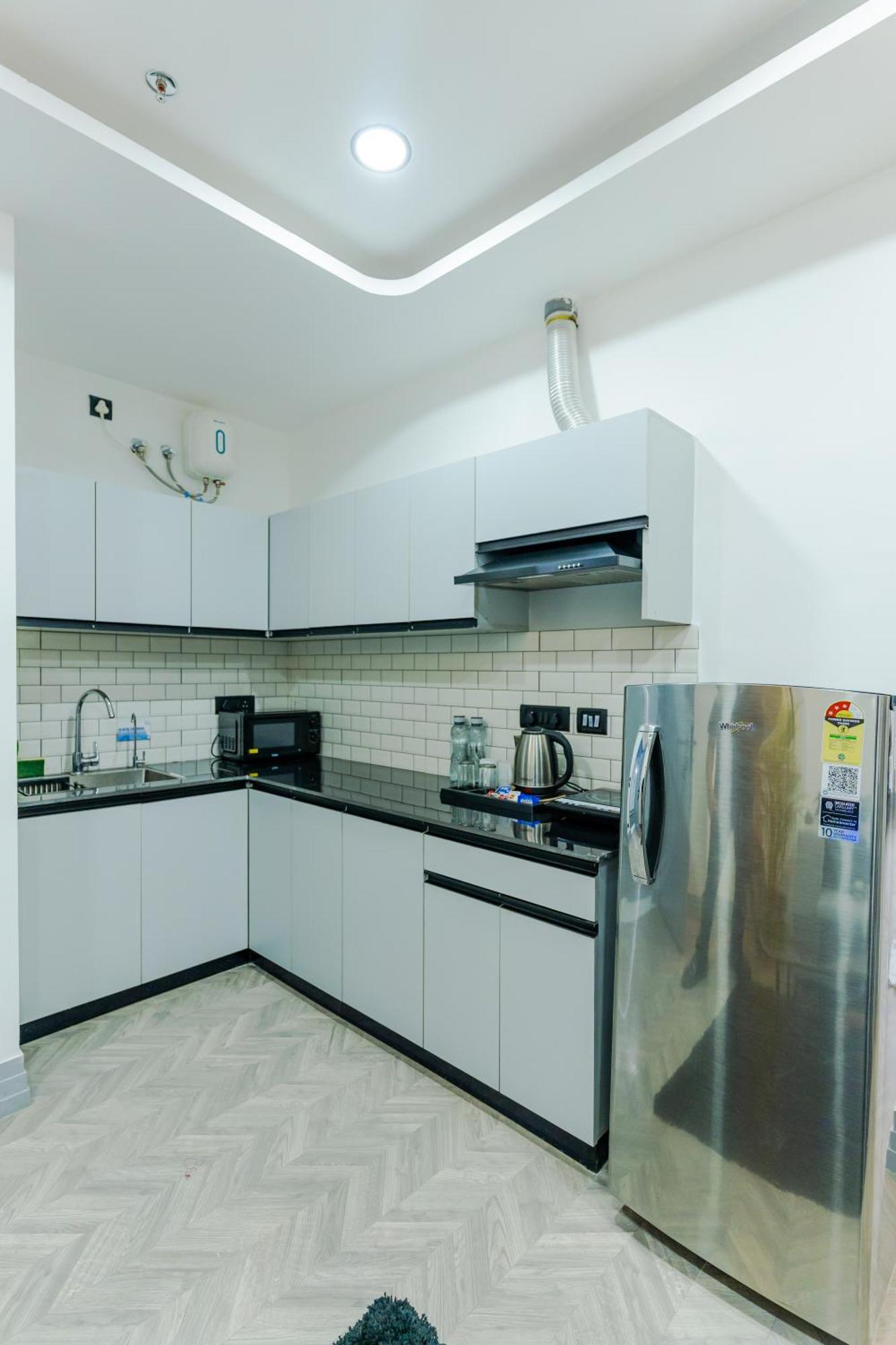 Bedchambers Luxury Apartment Near Golf Course Road Gurgaon Luaran gambar