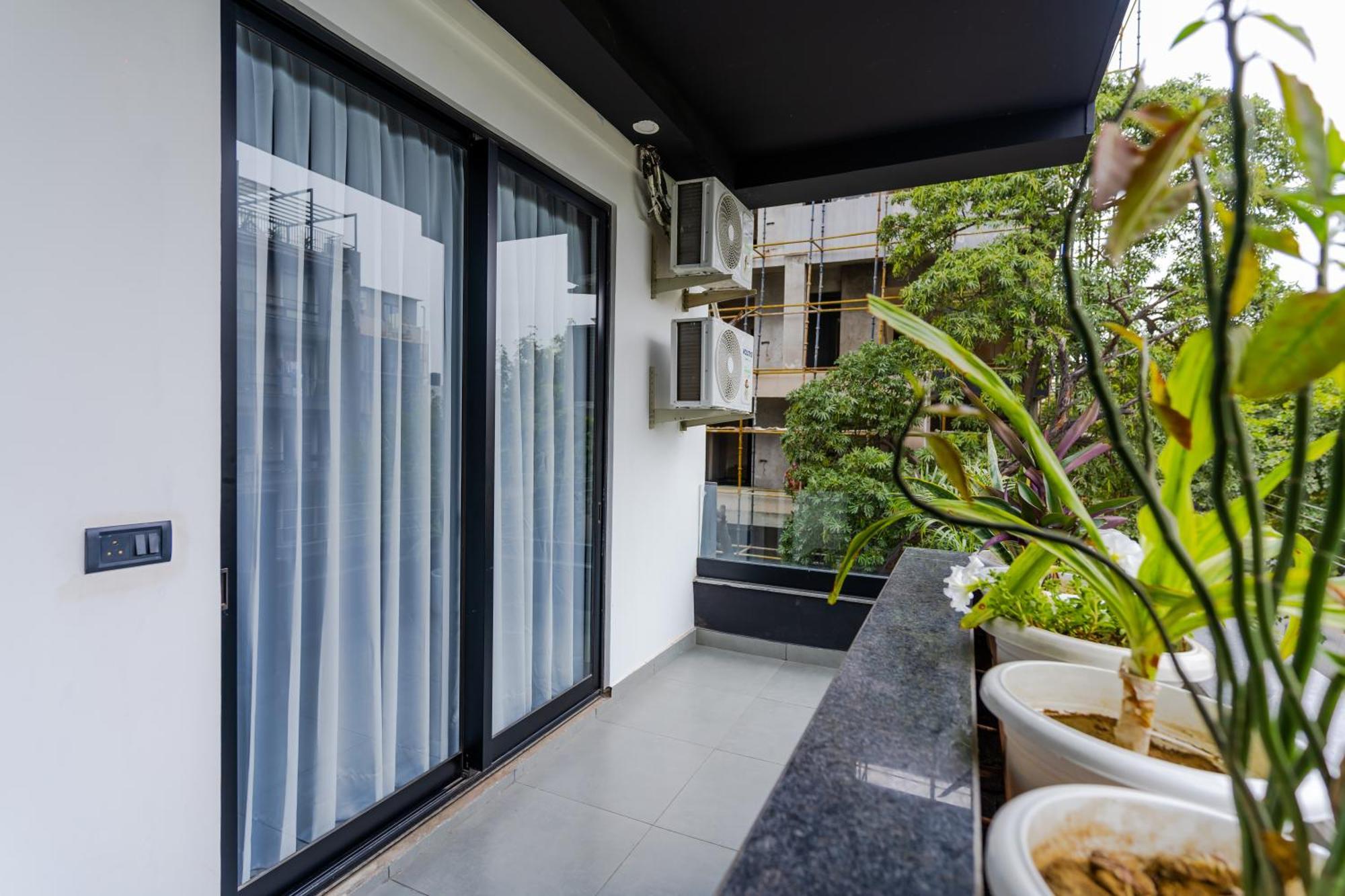 Bedchambers Luxury Apartment Near Golf Course Road Gurgaon Luaran gambar